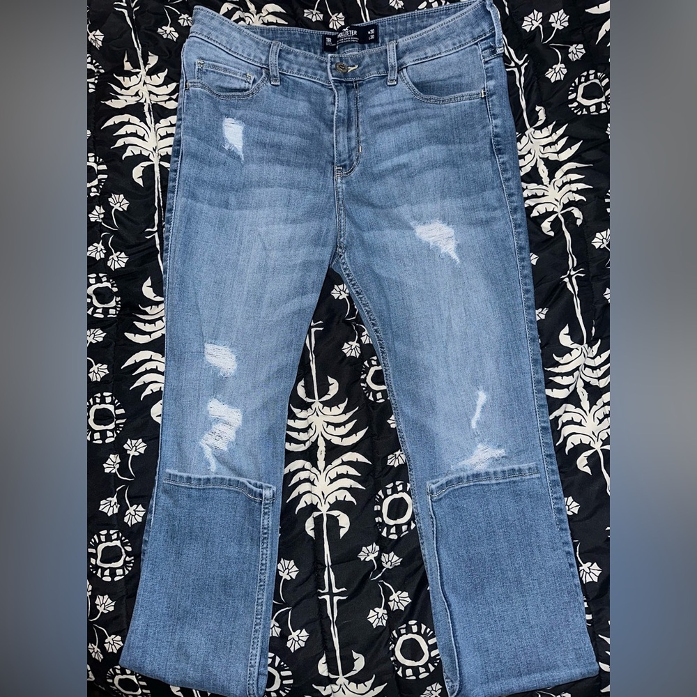 Hollister Distressed Skinny Jeans